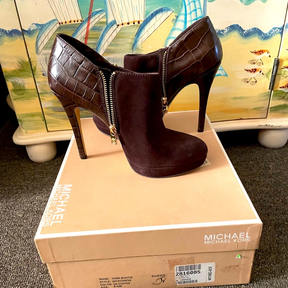 MICHAEL Michael Kors Brown Ankle Boots with Gold Accents
